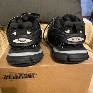 Balenciagna Tracks Black Sneakers